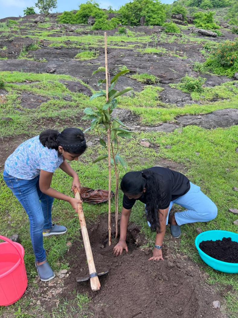 Johnson Controls India supports the go green revolution with tree-planting event on World Nature Conservation Day.